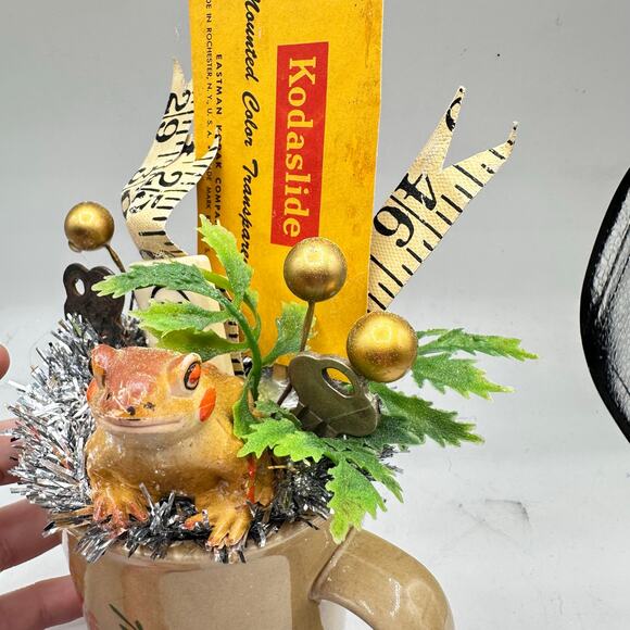 Photogenic Frog Vintage Assemblage Centerpiece Kodak - Retro - Picture 3 of 7
